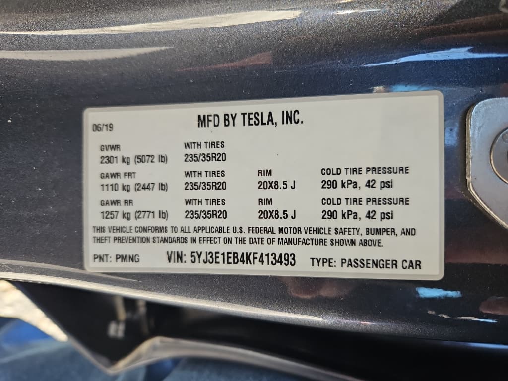 2019 Tesla Model 3 view 24