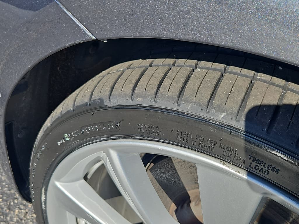 2019 Tesla Model 3 view 27