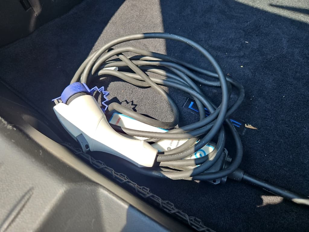 2013 Nissan LEAF view 6