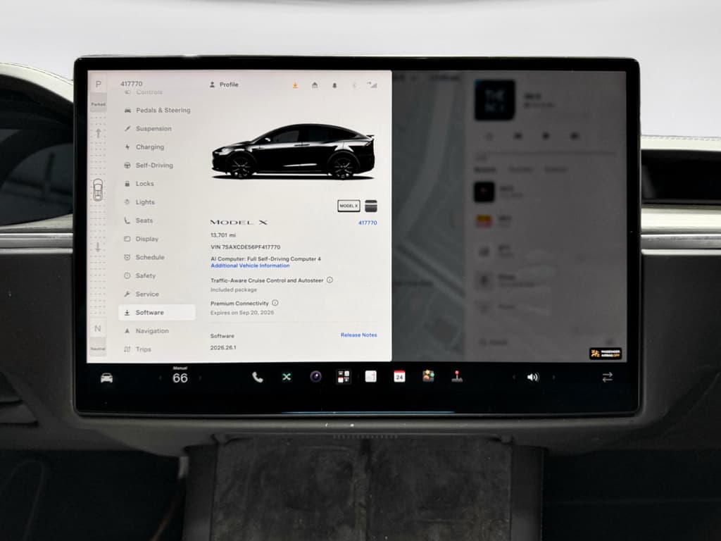 2023 Tesla Model X view 11