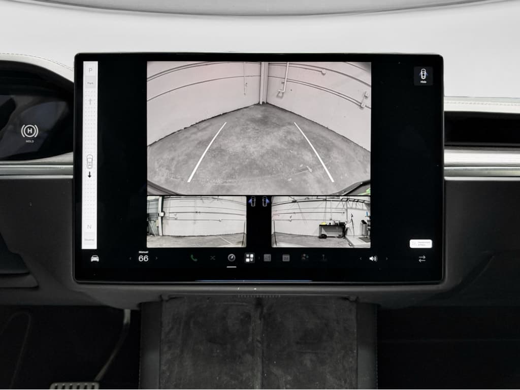 2023 Tesla Model X view 13