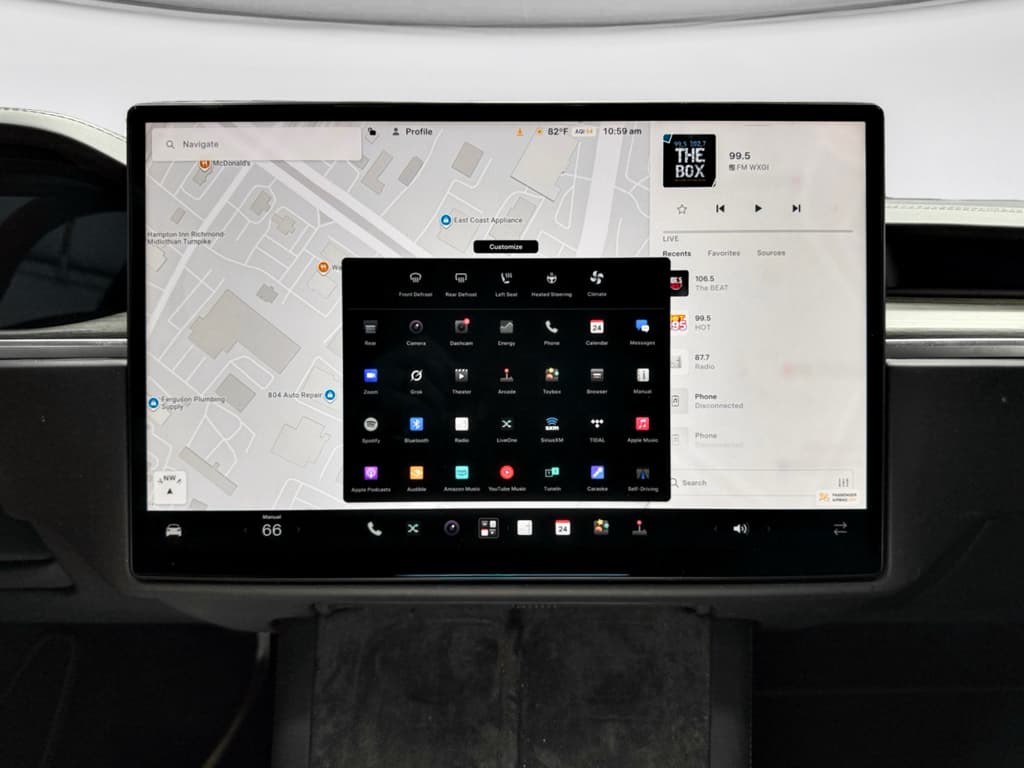 2023 Tesla Model X view 10