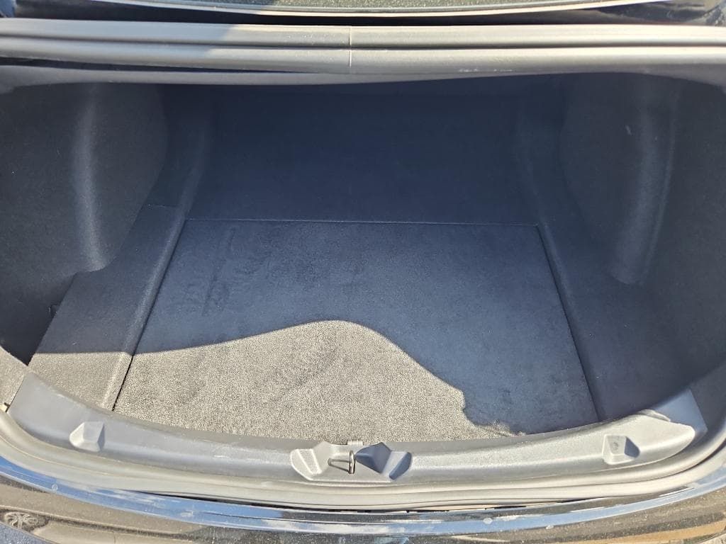 2019 Tesla Model 3 view 18