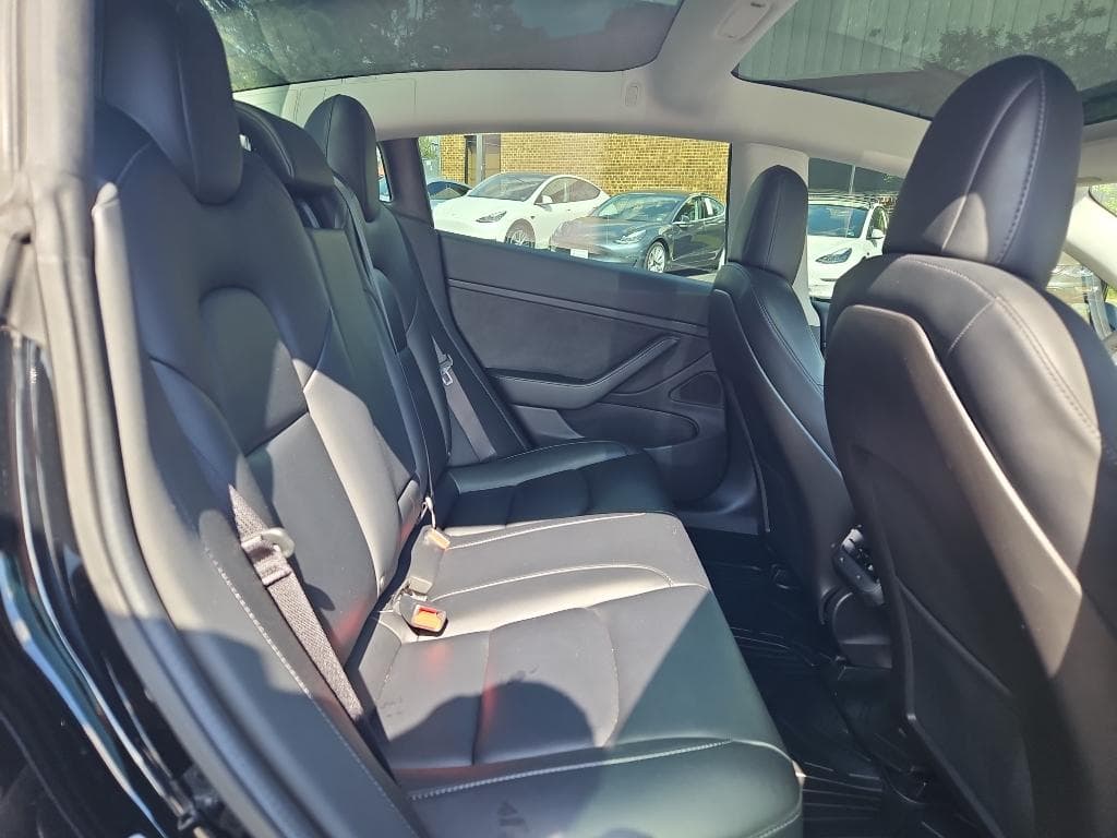 2019 Tesla Model 3 view 17