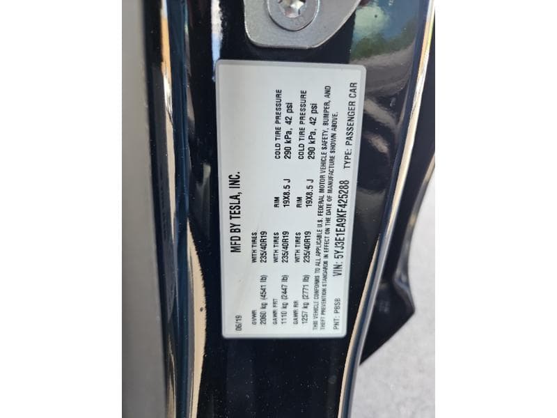 2019 Tesla Model 3 view 20