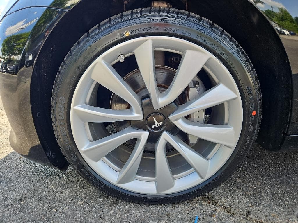 2019 Tesla Model 3 view 22