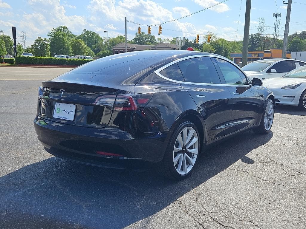 2019 Tesla Model 3 view 3
