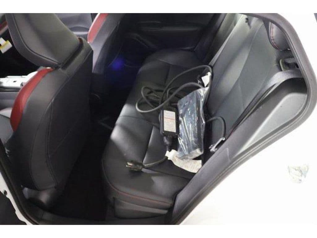 2025 Toyota Prius Prime view 16