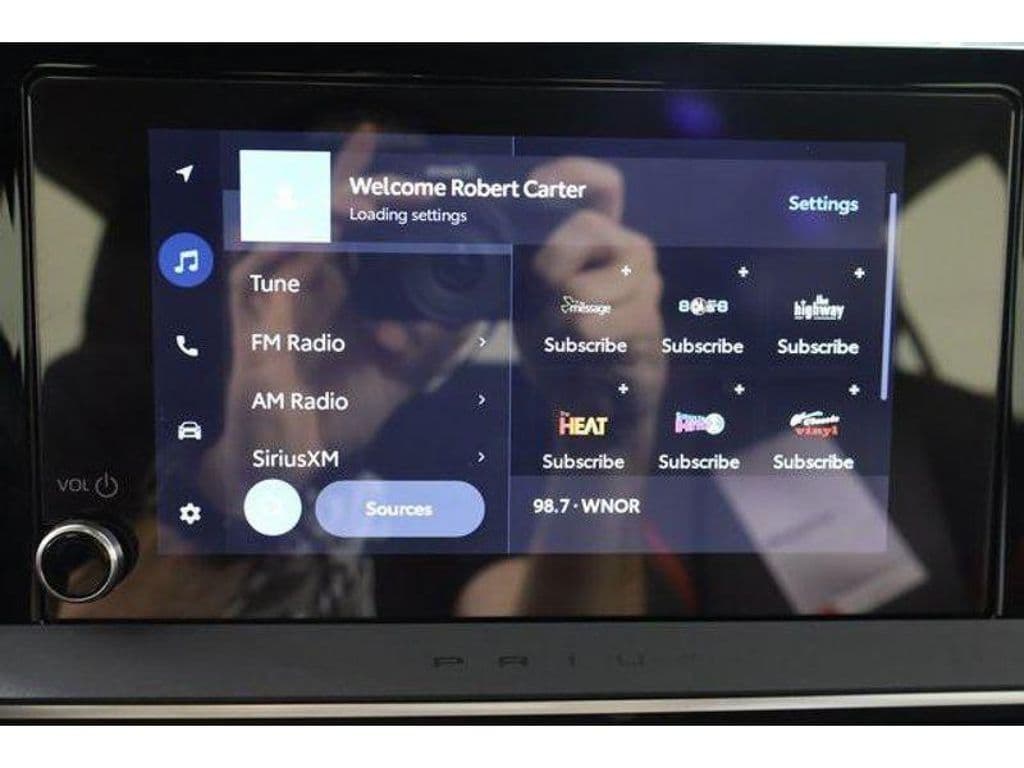 2025 Toyota Prius Prime view 24