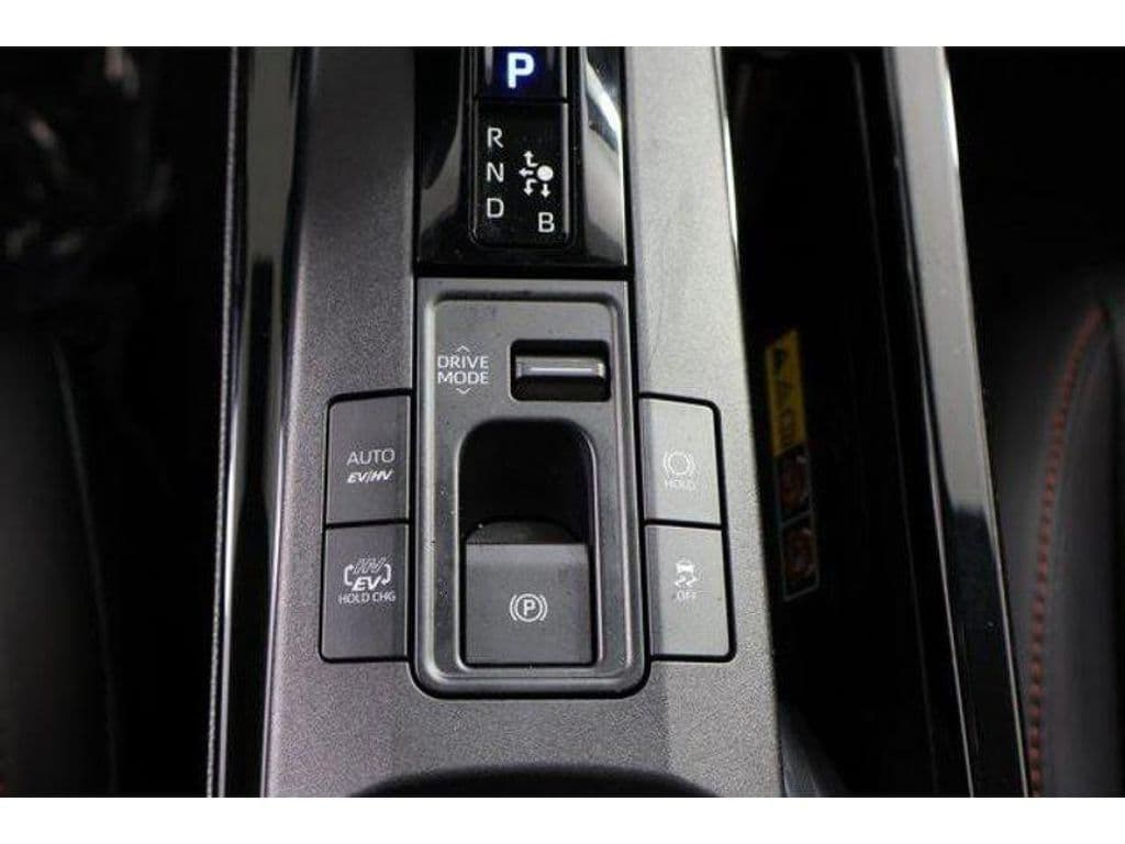 2025 Toyota Prius Prime view 27