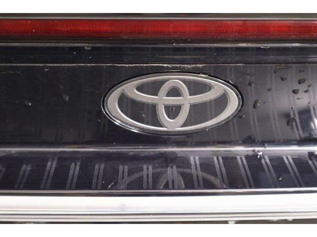 2025 Toyota Prius Prime view 12