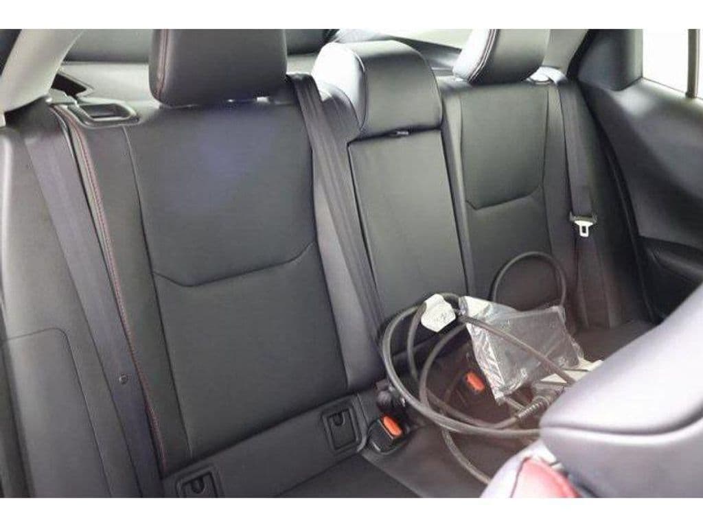 2025 Toyota Prius Prime view 8