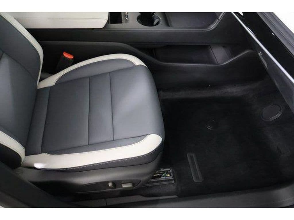 2025 Honda Prologue view 7