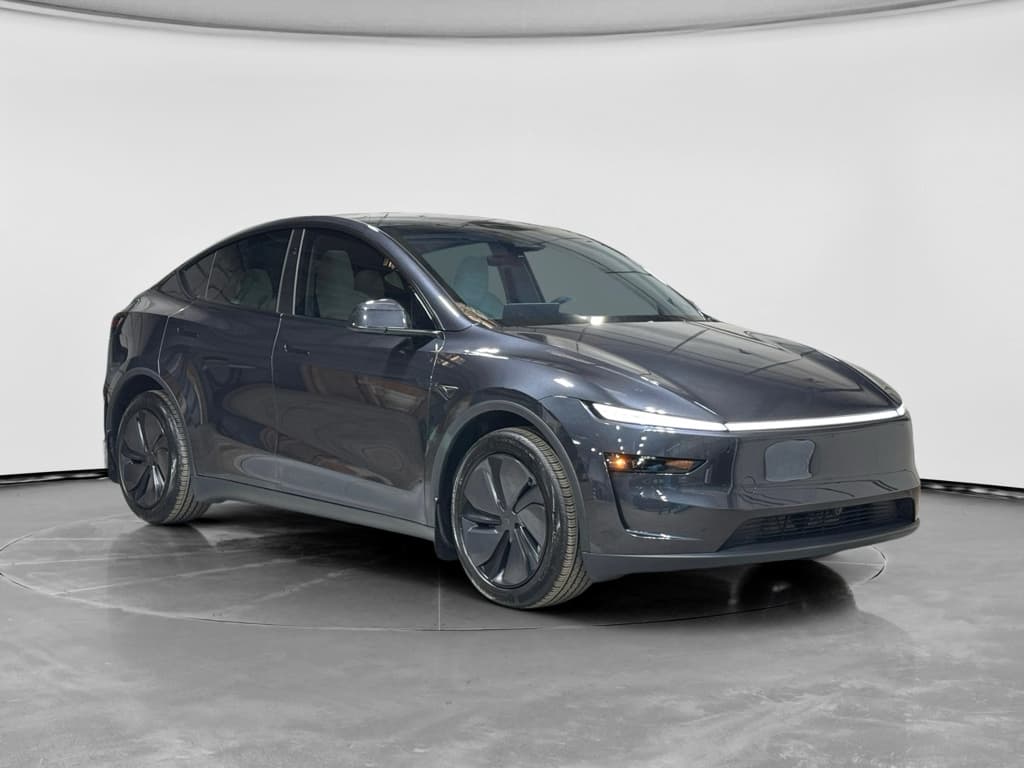 2026 Tesla Model Y view 4
