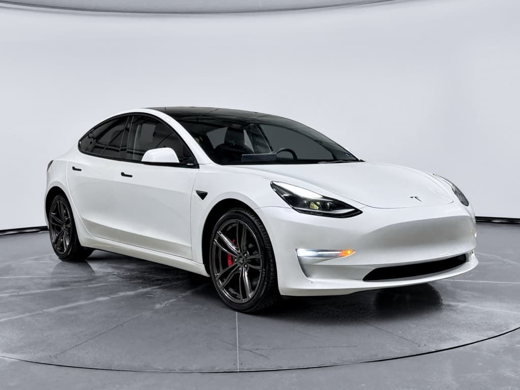 2023 Tesla Model 3 view 4