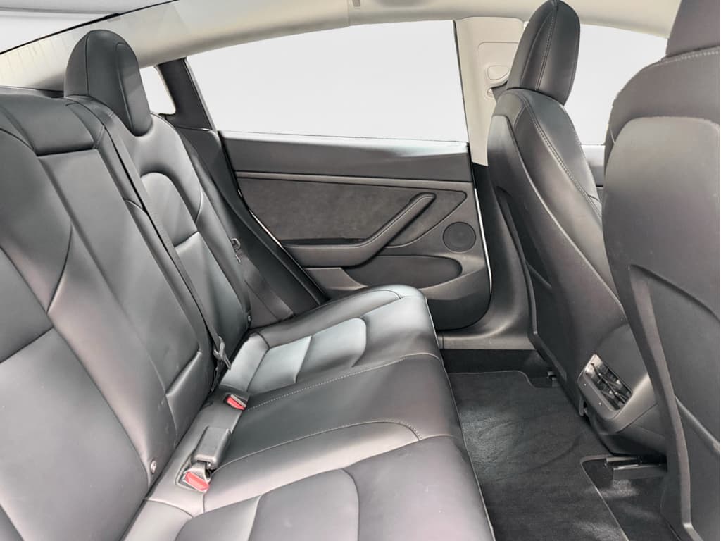 2023 Tesla Model 3 view 20