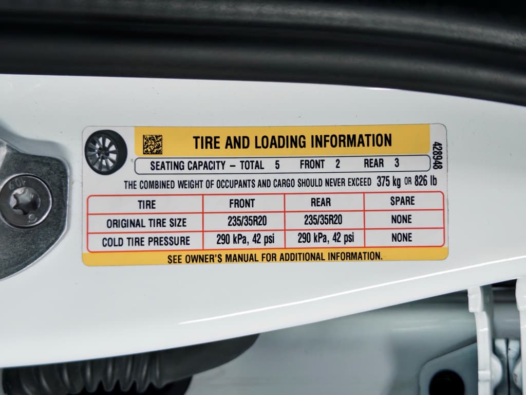 2023 Tesla Model 3 view 28