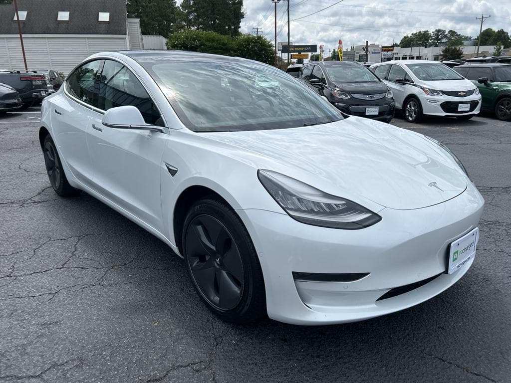 2019 Tesla Model 3 view 4