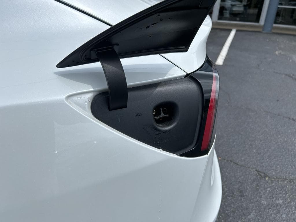 2019 Tesla Model 3 view 5