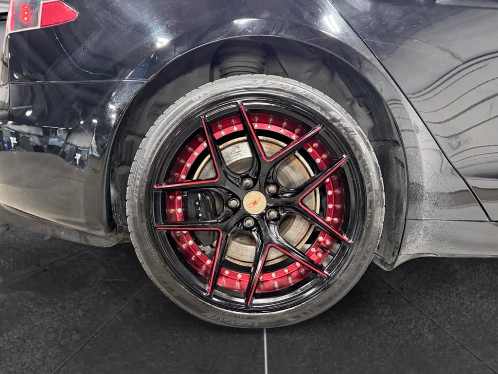 2021 Tesla Model S view 34