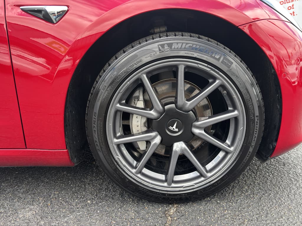 2019 Tesla Model 3 view 31