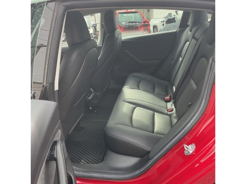 2019 Tesla Model 3 view 10