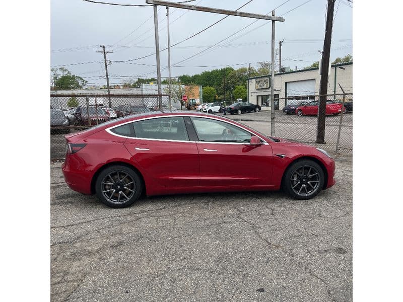 2019 Tesla Model 3 view 6