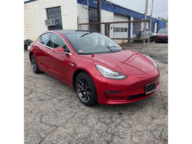 2019 Tesla Model 3 view 7