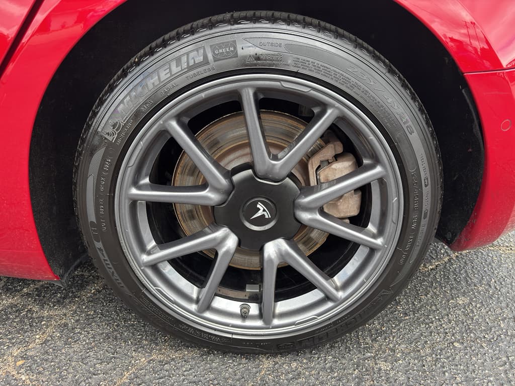 2019 Tesla Model 3 view 27