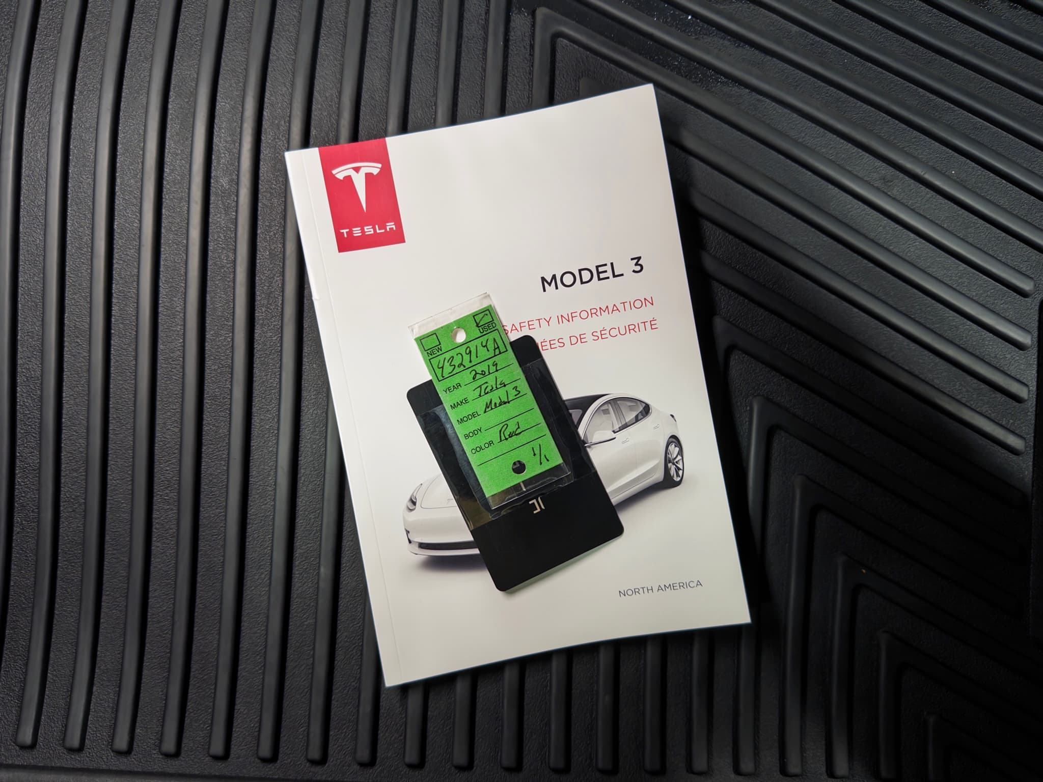 2019 Tesla Model 3 view 22