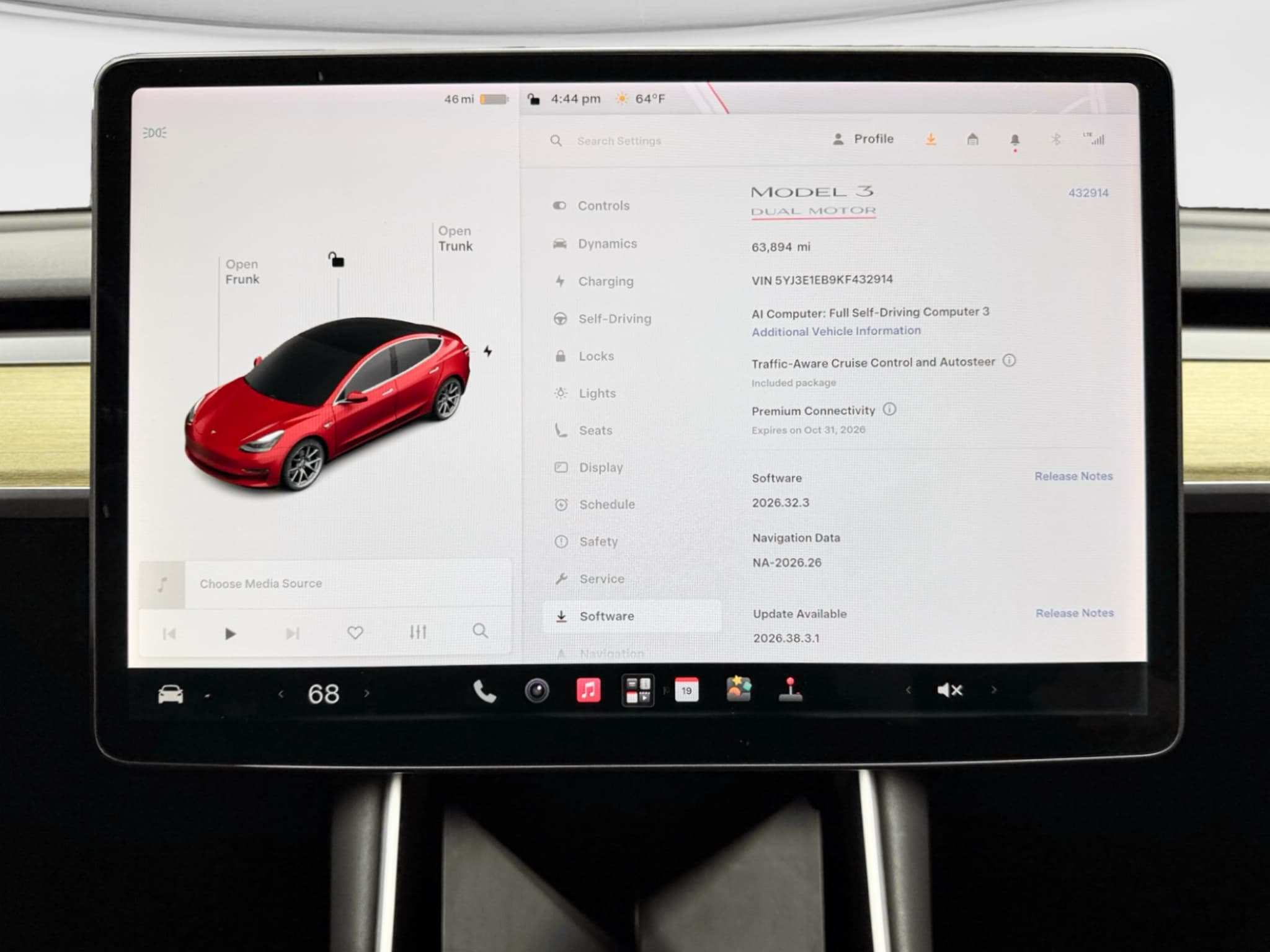 2019 Tesla Model 3 view 11