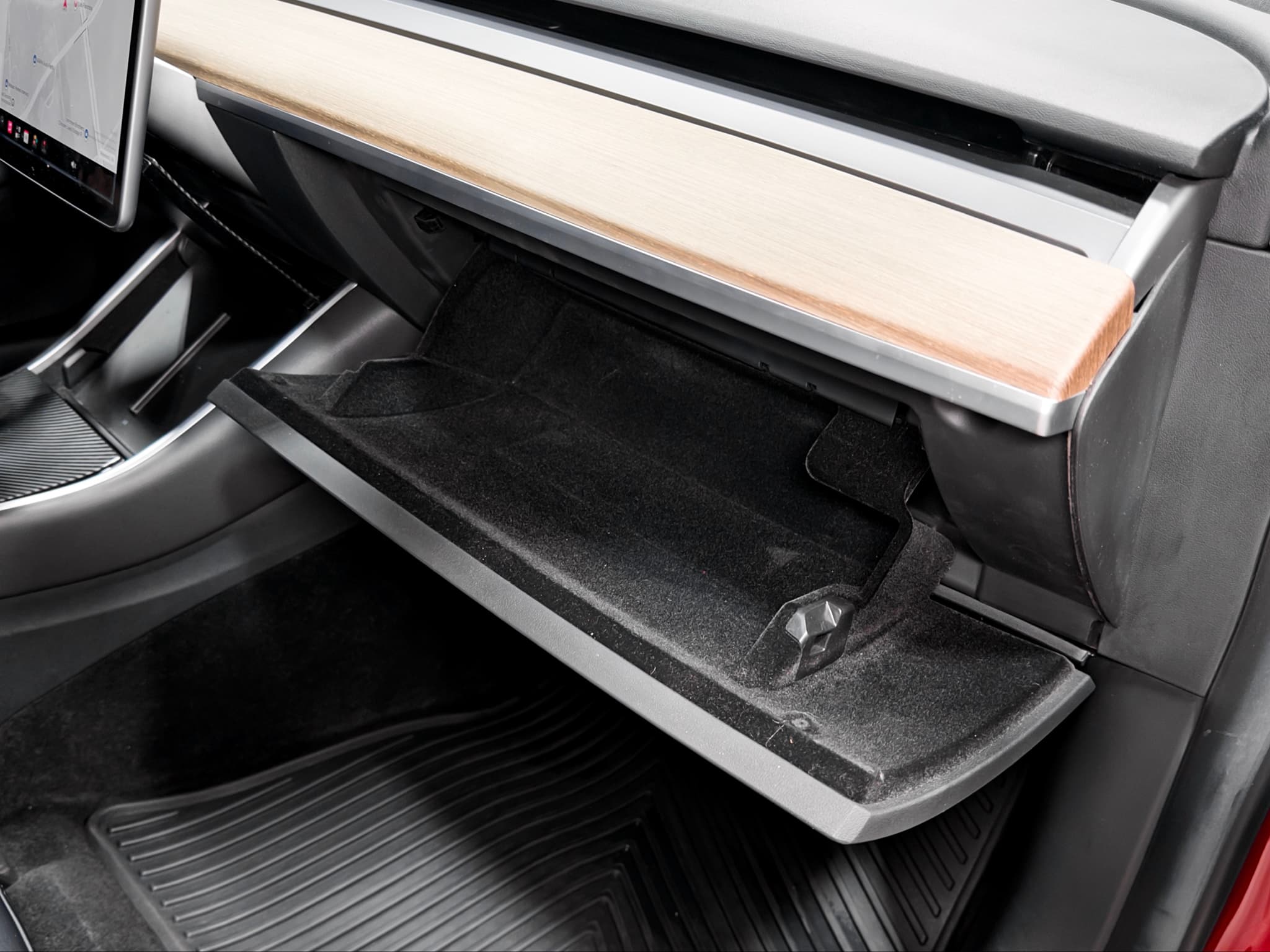 2019 Tesla Model 3 view 19