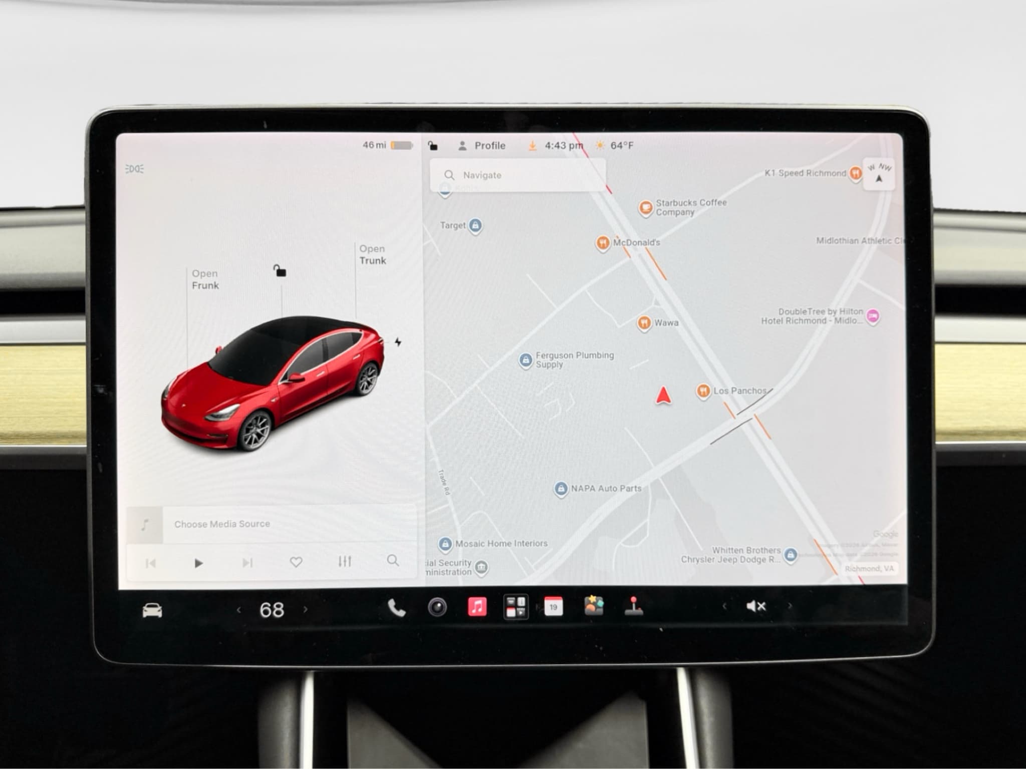 2019 Tesla Model 3 view 9