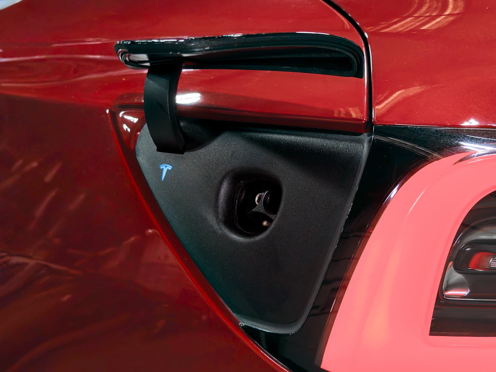 2019 Tesla Model 3 view 5