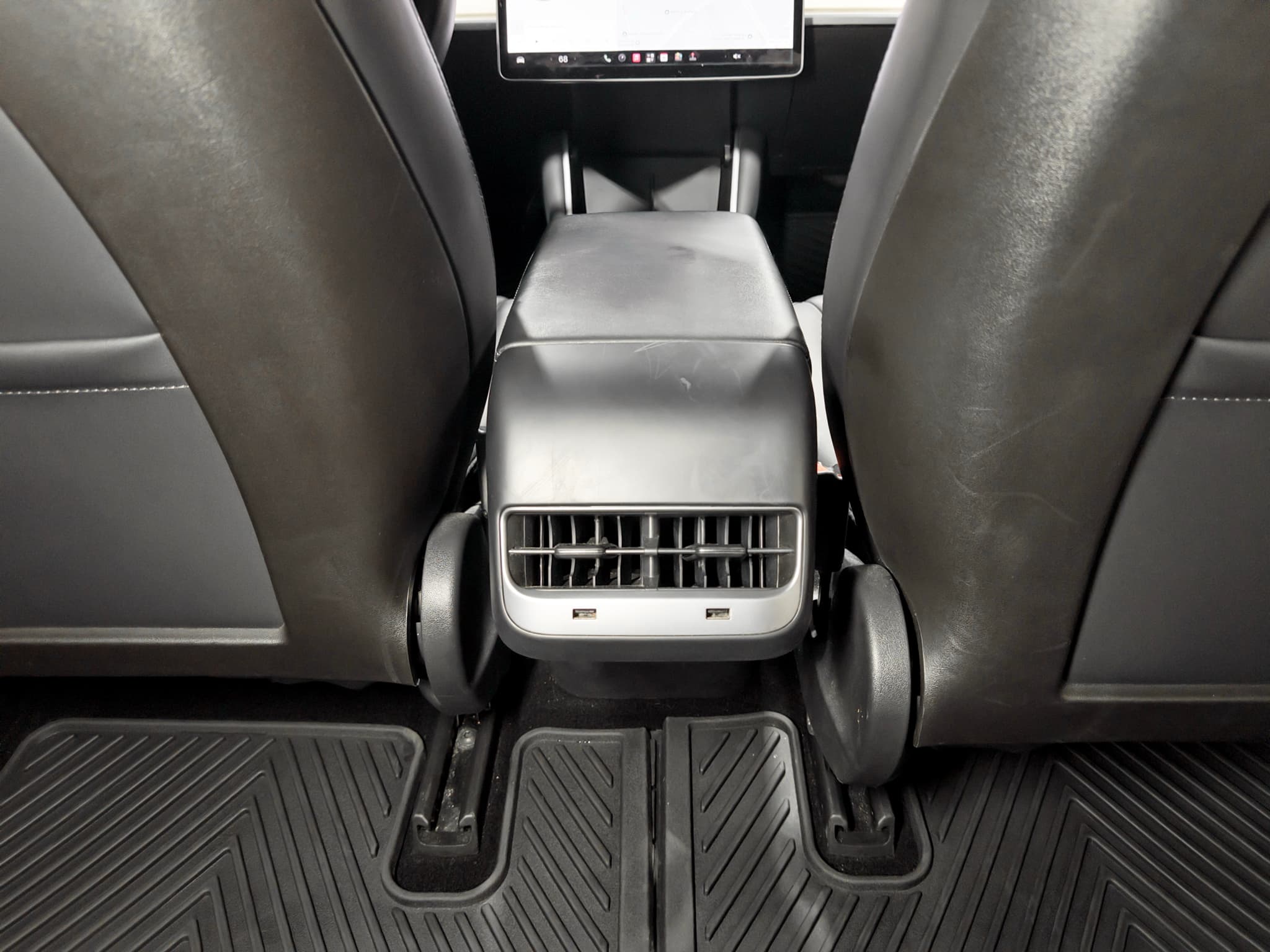 2019 Tesla Model 3 view 20