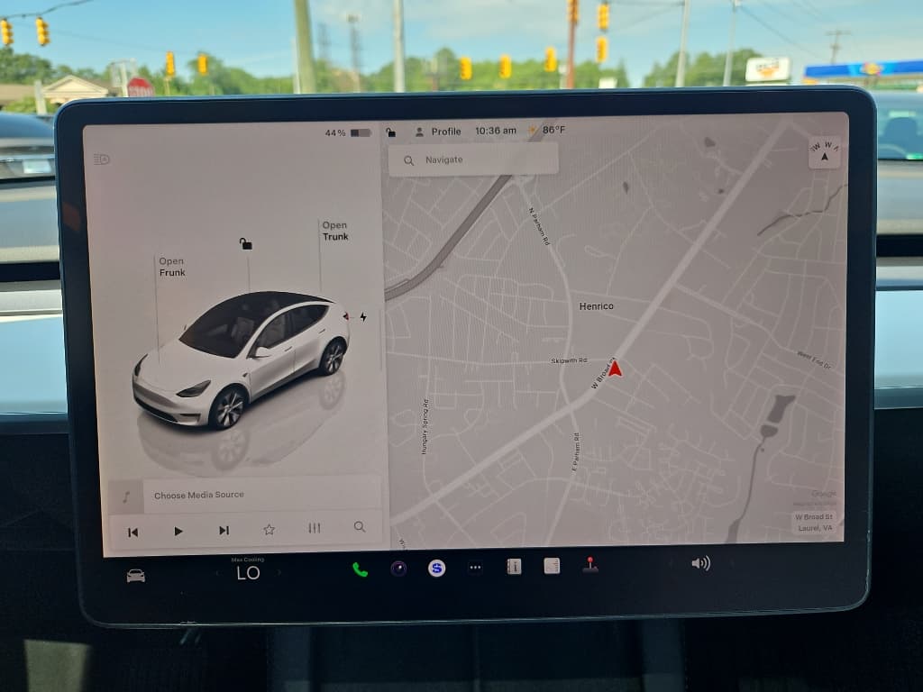 2022 Tesla Model Y view 10