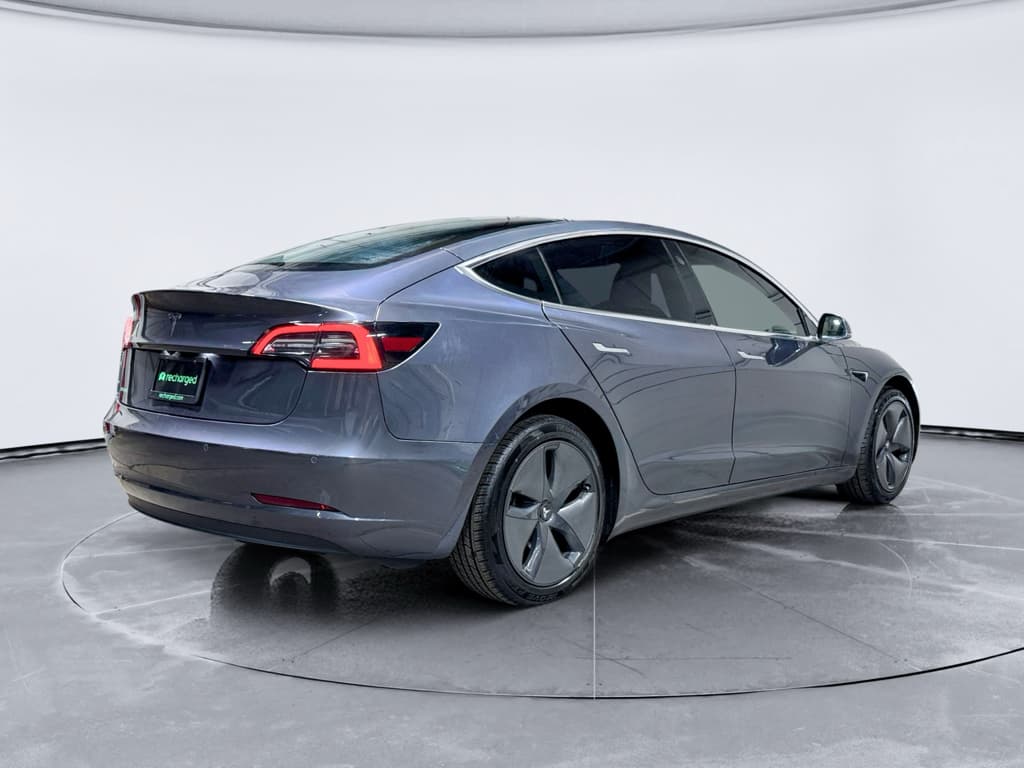 2019 Tesla Model 3 view 3