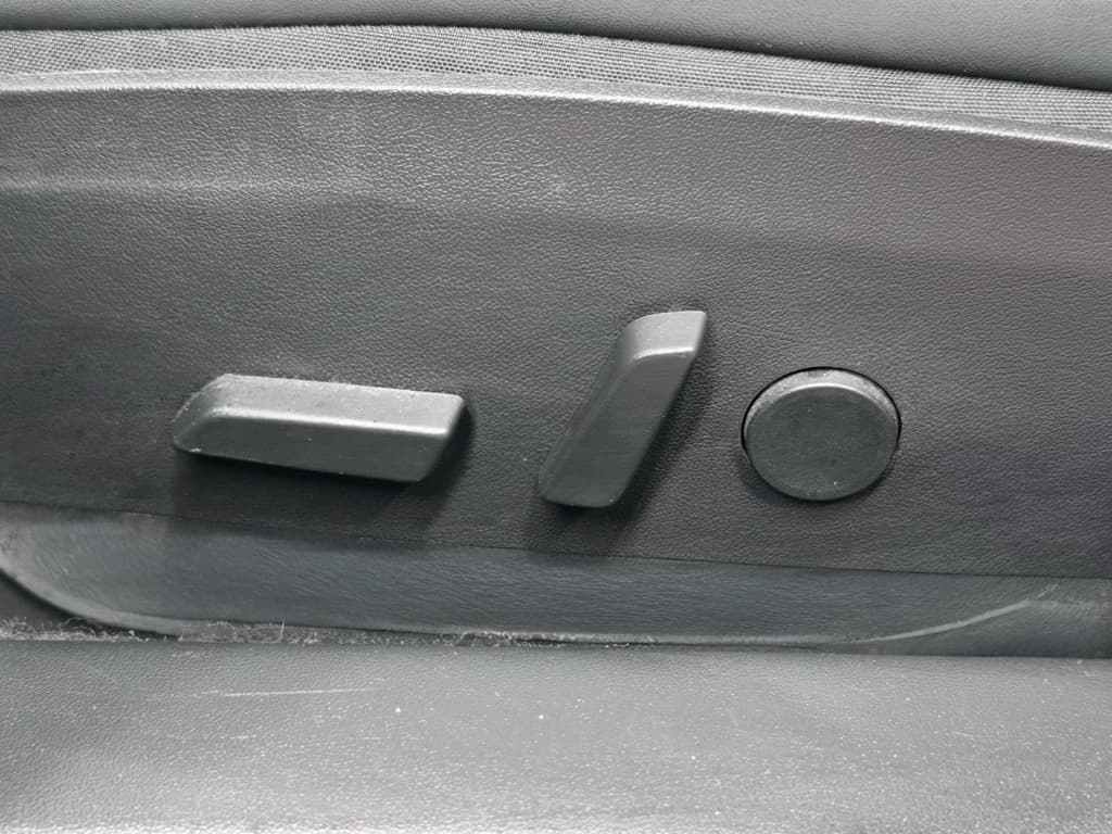 2019 Tesla Model 3 view 6