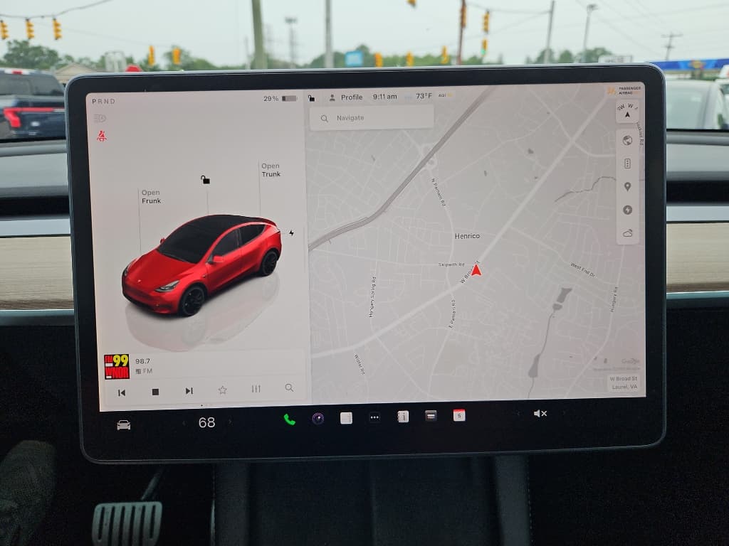 2022 Tesla Model Y view 12