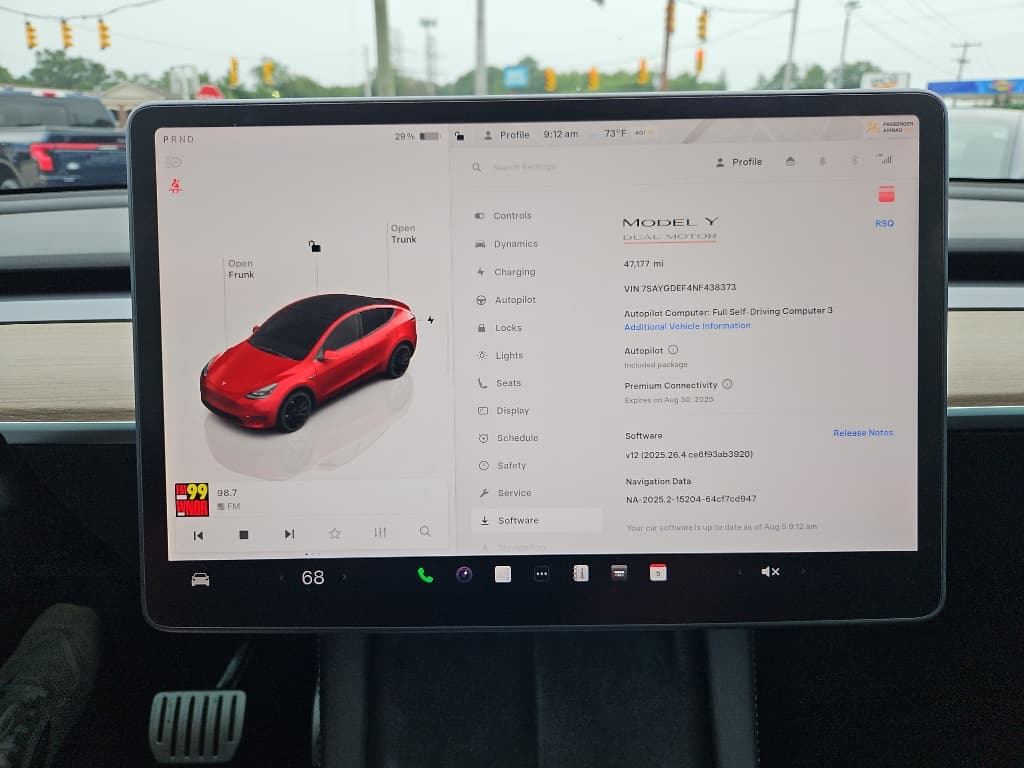 2022 Tesla Model Y view 11