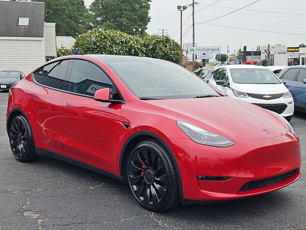 2022 Tesla Model Y view 6
