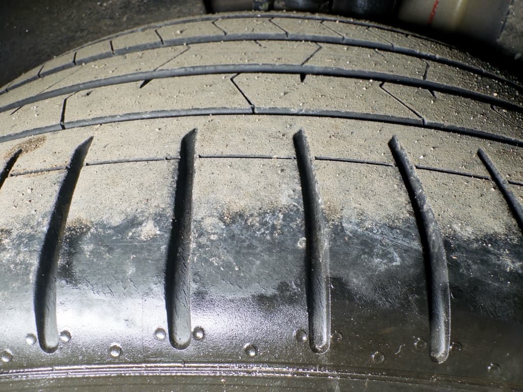 2021 Tesla Model S view 30