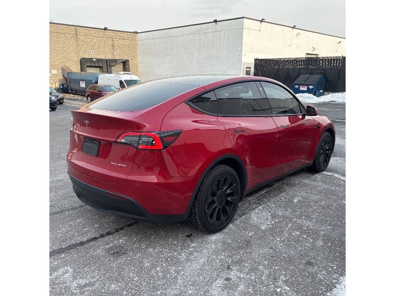 2022 Tesla Model Y view 3