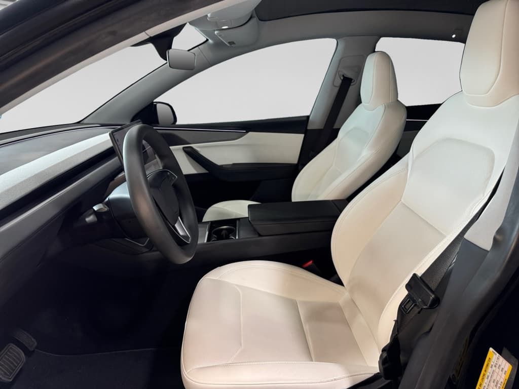 2026 Tesla Model Y view 17