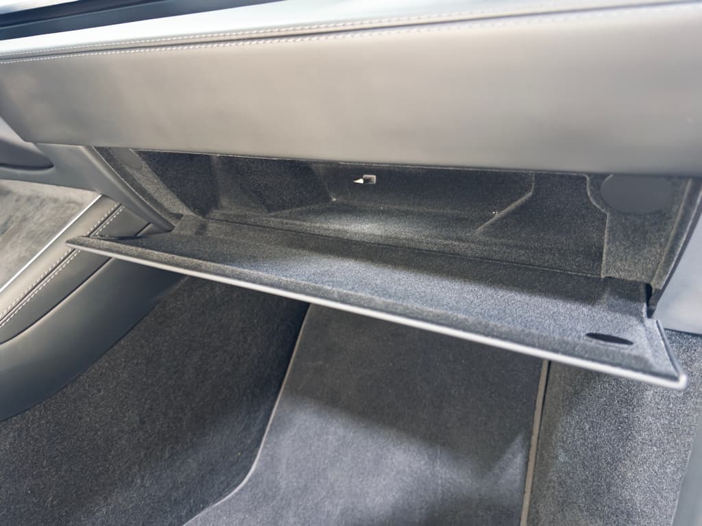 2026 Tesla Model Y view 20