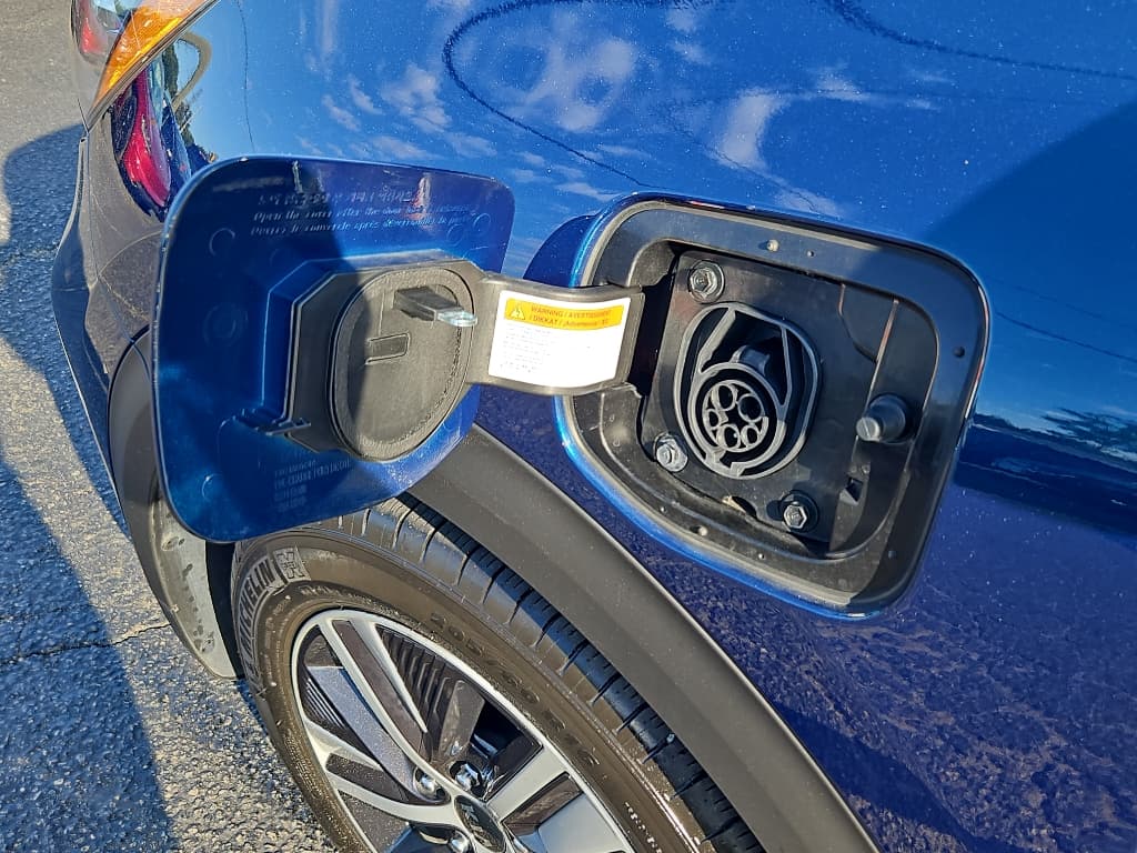2020 Kia Niro PHEV view 6