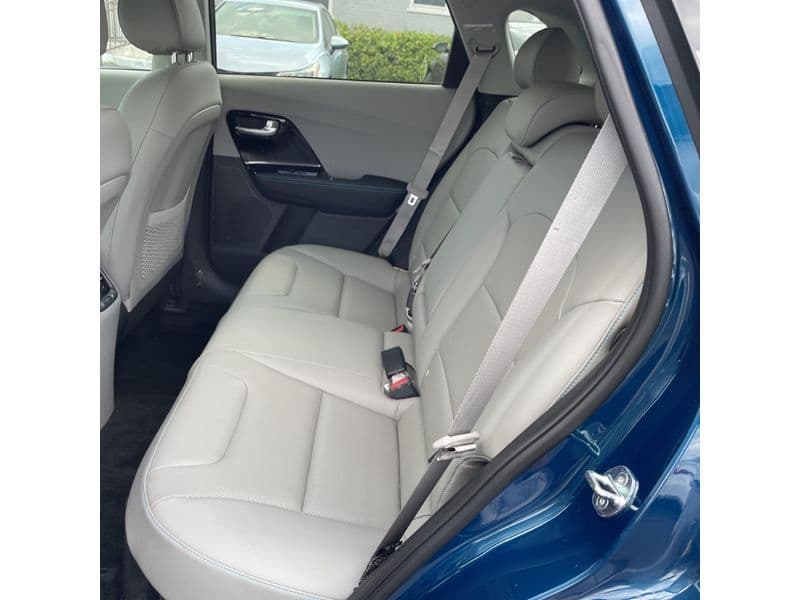 2020 Kia Niro PHEV view 10