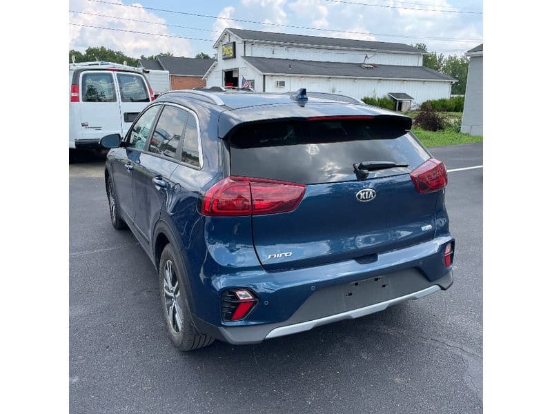 2020 Kia Niro PHEV view 3
