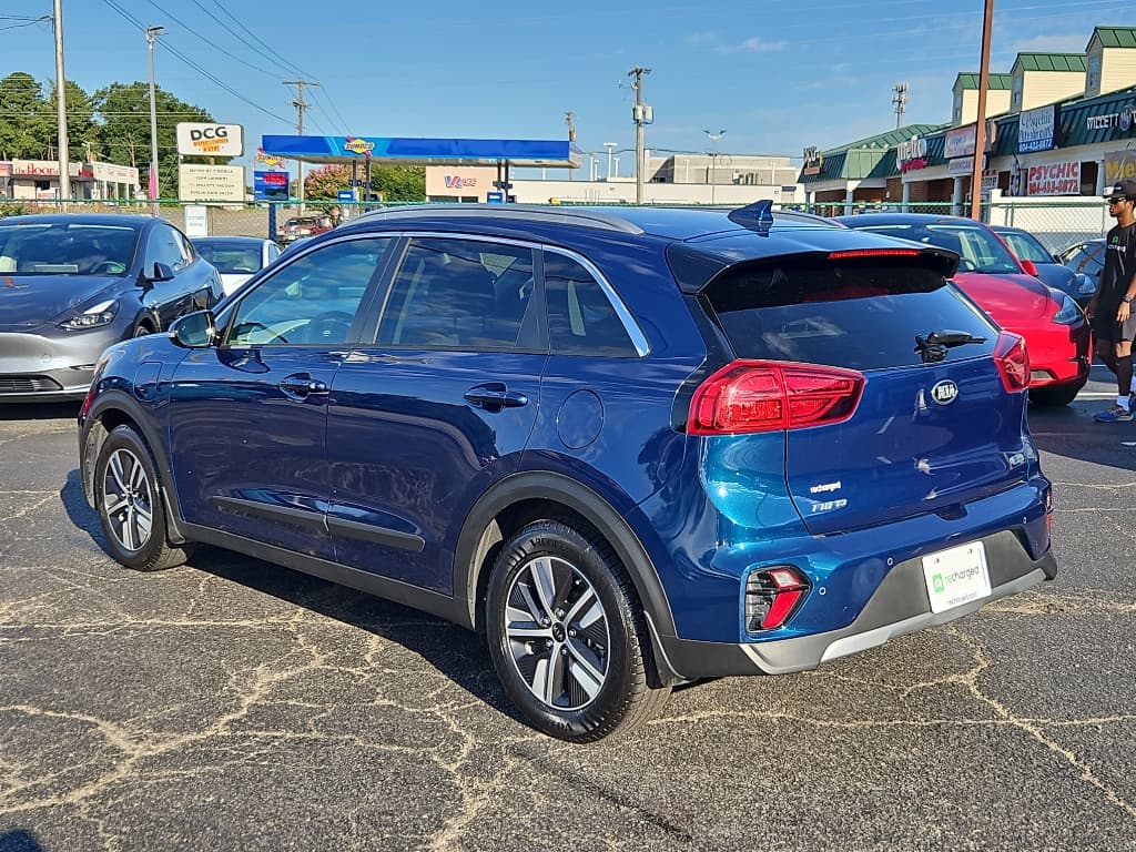 2020 Kia Niro PHEV view 2