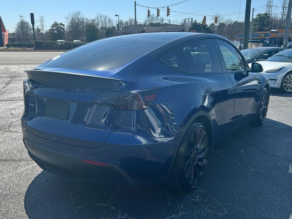 2022 Tesla Model Y view 3